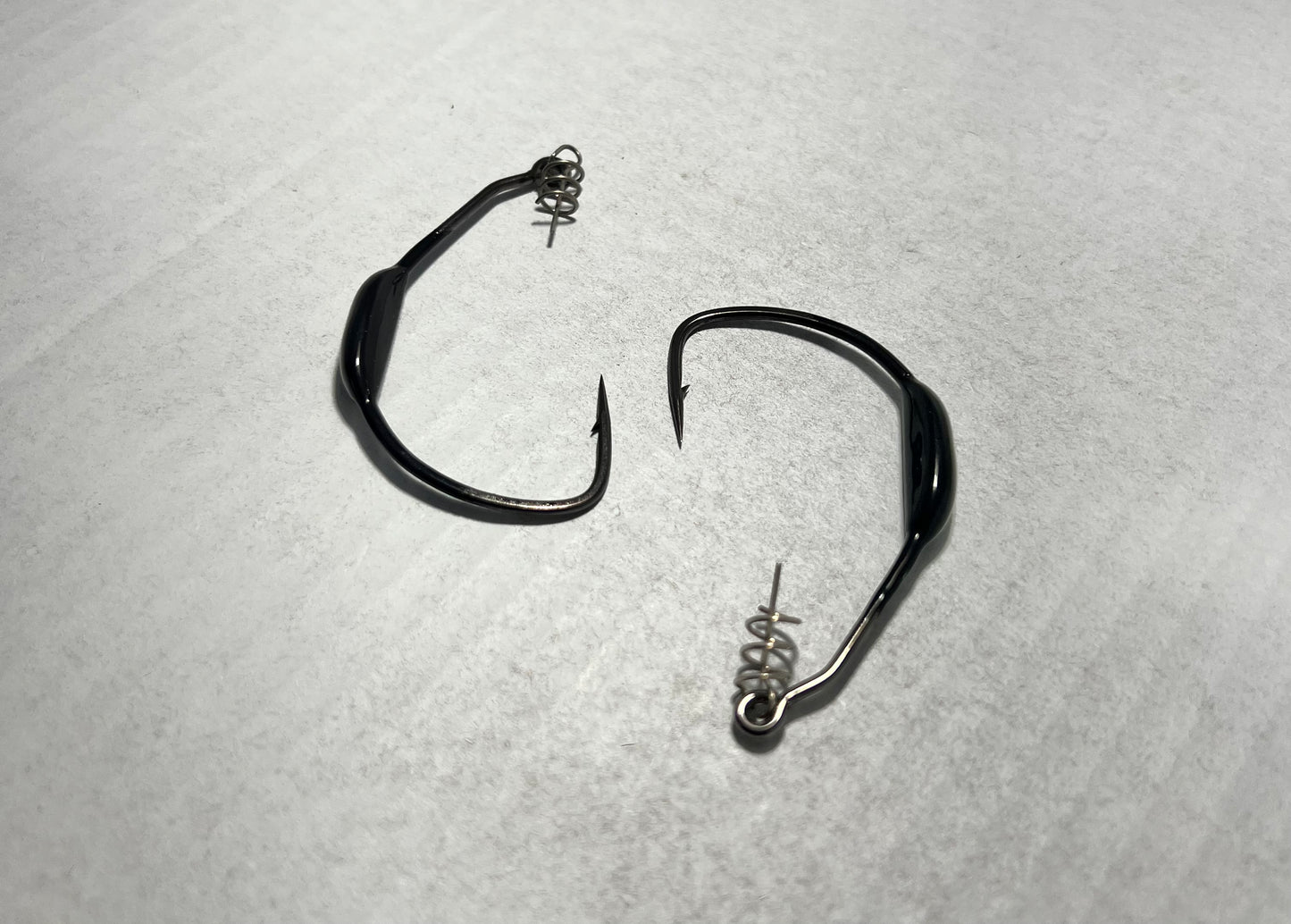 Powder Coated Owner Beast Hooks - 6/0 Black